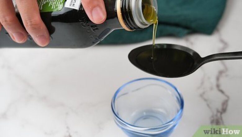 How to Use Olive Oil on Your Face
