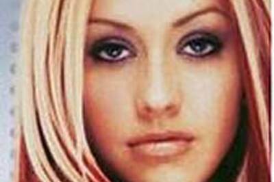 Aguilera becomes Mrs Bratman