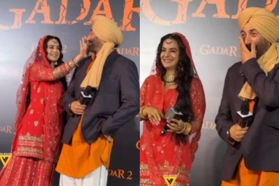 Sunny Deol Breaks Down In Tears At Gadar 2 Event, Ameesha Patel Comforts Him, Video Goes Viral