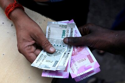 Rupee Surges 13 Paise to 72.83 Against US Dollar in Early Trade