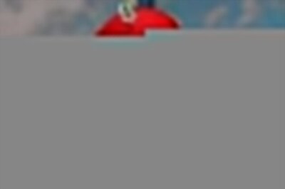 Congress following 'divide and rule' policy: Narendra Modi