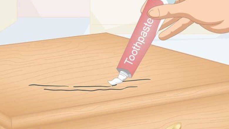 How to Get Permanent Marker Off of Wood