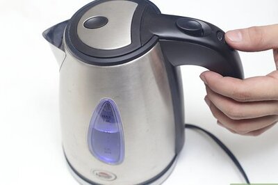 How to Make Coconut Chocolate Milk