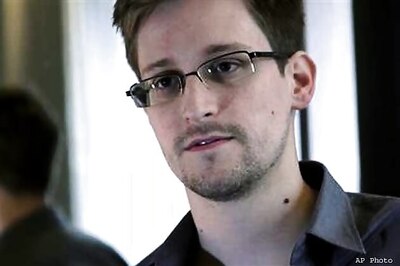 US files criminal charges against Snowden: Sources