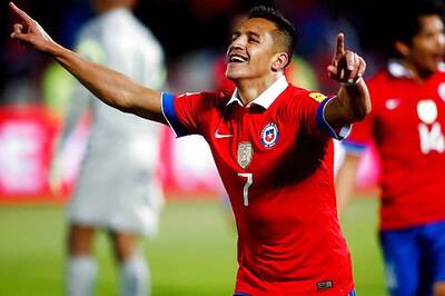 Alexis Sanchez Double Leads Chile Into Copa America Quarters
