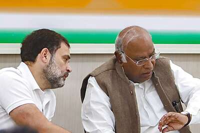 Cong High Command Meets Leaders from Bihar, J&K, Ladakh, Punjab to Discuss LS Poll Strategy