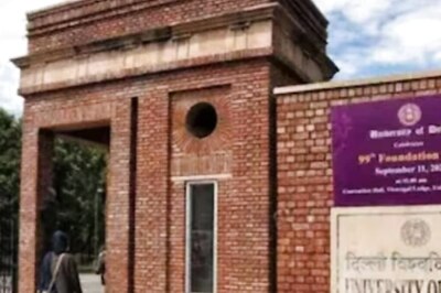 DU Colleges Set to Commence Classes For New Batch Of Students Today