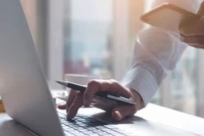 Laptop Makers Meet MeitY Officials To Address Import Restrictions: Details Here