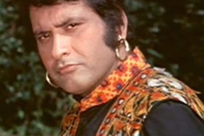 On Manoj Kumar's Birthday, Watch 5 Patriotic Songs that Earned him the Nickname, Mr Bharat
