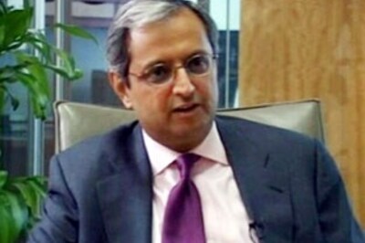 Citibank's Pandit to take $1 salary, no bonus