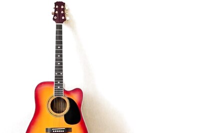 Man Finds His Father's Old Guitar; Stunned To Know The Original Owner