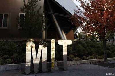 US: Warning of armed man in MIT campus lifted