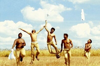 'Kalla Thuppakki' music review: Is not melodious