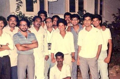 'Let's Pause & Celebrate Friendship': Sachin Tendulkar Shares 'Priceless' Photo with 'First Bunch of Friends'