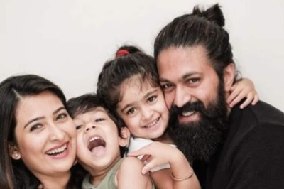 KGF Star Yash’s Wife Radhika Pandit Shares Adorable Picture with Their Kids; Fans Call It ‘Rocking Family’