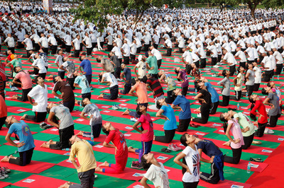 Sculptures Depicting Yoga Asanas Installed Ahead of Modi's Visit to Chandigarh
