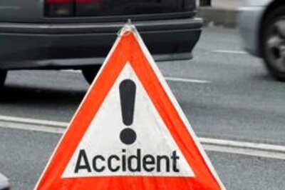 Maha: 4 People Killed as Bus Hits Truck in Pune