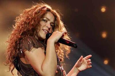 Shakira releases World Cup song 'La La La'