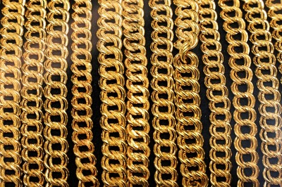 Gold Moves up by Rs 10 to Touch Rs 49,320; Silver Priced at Rs 65,610