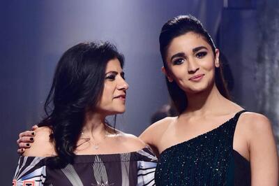 Alia Bhatt Oozes Out an Edgy Vibe As She Walks The Ramp For Namrata Joshipura