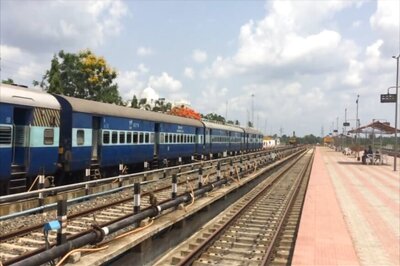 One Dead, Four Injured After Being Hit by Chhattisgarh Sampark Kranti Express Near Mathura