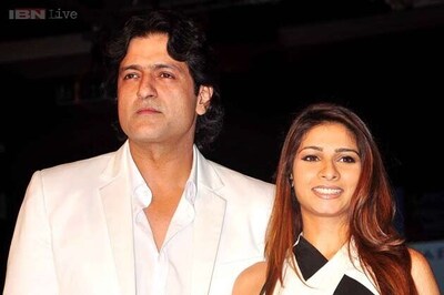 Love birds Armaan Kohli, Tanishaa Mukherji coordinate their outfits at LFW 2014