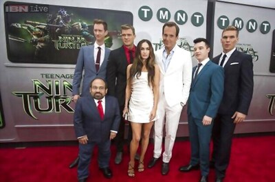 'Turtles' tops again, beats 'Guardians' at North American box office