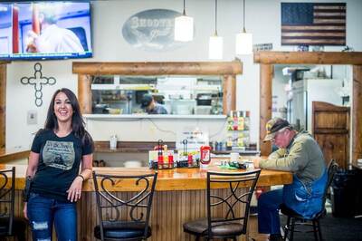 Shooters Grill: This Colorado Restaurant Has Guns As Well As Grub On The Menu