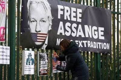 UK Extradition Hearing For WikiLeaks' Assange Postponed Over COVID-19 Concerns