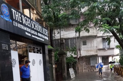 Heavy Rains Lash Kolkata, Waterlogging in Parts of Bhabanipur Ahead of Bypoll
