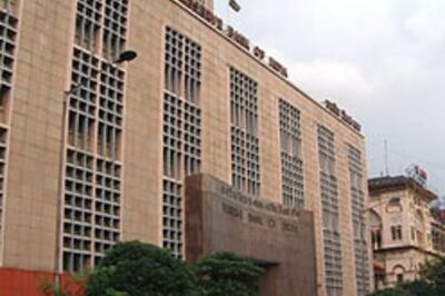 RBI issues new series of 'star' banknote