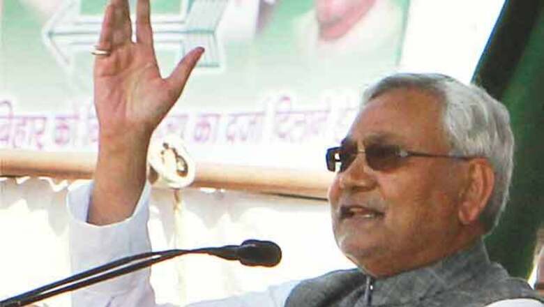 Mid-day meal tragedy: Nitish vows to punish the guilty, slams opposition