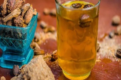 Here Are Some Little-known Health Benefits of Cardamom Water