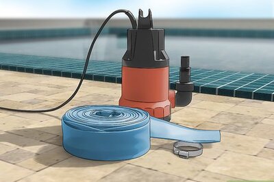 How to Lower Cyanuric Acid in a Pool