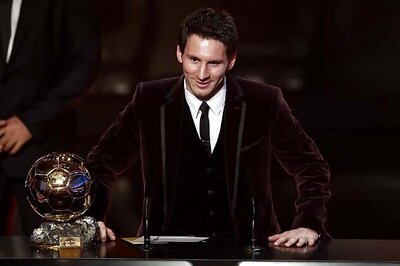 Messi wins Ballon d'Or award for 2011