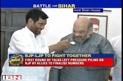 BJP seals seat sharing deal with LJP in late night meet at Amit Shah's residence