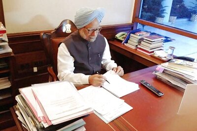 Mamata withdraws support: Options before UPA