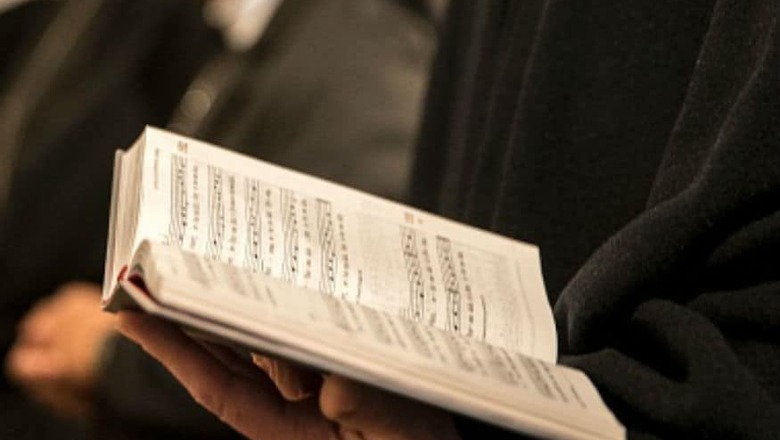 Christian Group Wants Nuns to Hear Confessions of Women