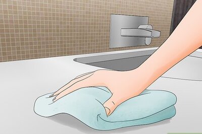 How to Organize a Bathroom Counter