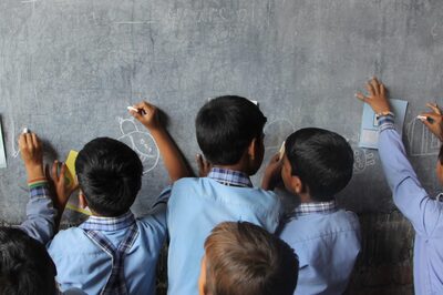 From ‘School Chalen Hum’ to ‘Ghar mein bhi Padhen Hum’: The Need for a New Broad-based Campaign for Primary Education