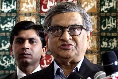 Indo-Pak talks: Krishna meets Punjab CM, Governor