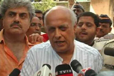 3 armed men enter Bhatt's house