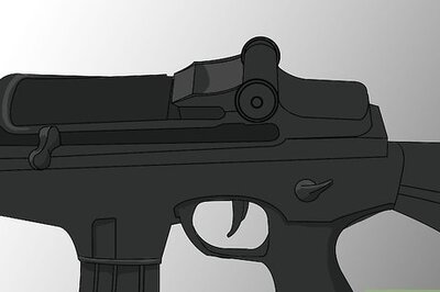 How to Shoot an Assault Rifle