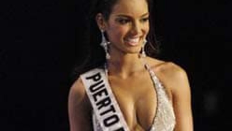 Miss Universe faints, rushed off stage