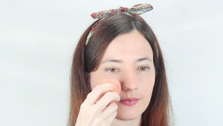 How to Apply Makeup to a Round Face