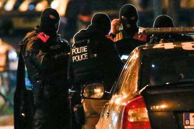 Belgium launches huge manhunt after Brussels attacks