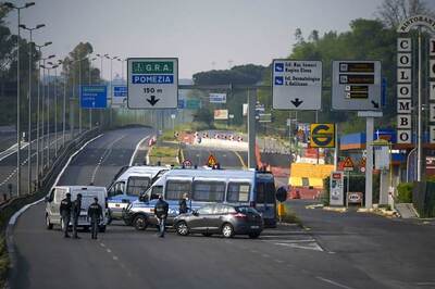 Italy's Coronavirus Death Toll Tops 20,000 But Count of Critically Ill Patients Down for 10th Day