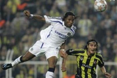 Fenerbahce upset Chelsea, Liverpool hold Arsenal