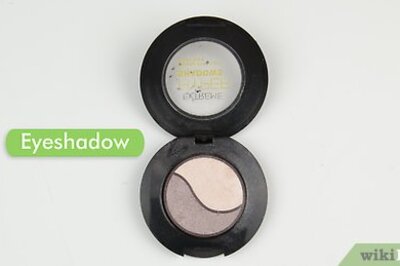 How to Make Your Own Nail Polish Color