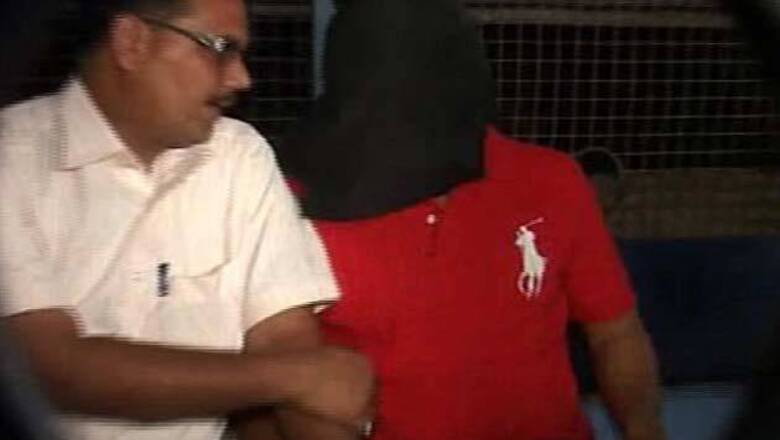 Palande aides stole Tikku's property papers?